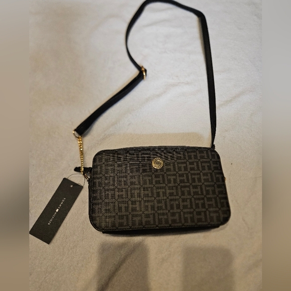 Tommy Hilfiger Handbags - Tommy Hilfiger Black Patterned Gold Accents Adjustable Strap Crossbody Bag
